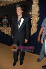 Shahrukh Khan on Day 2 of HDIL-1 on 7th Oct 2010 (12).JPG